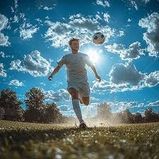 欧冠淘汰赛附加赛首回合｜ 皇马终结蓝月34场主场不败 曼市濒临出局