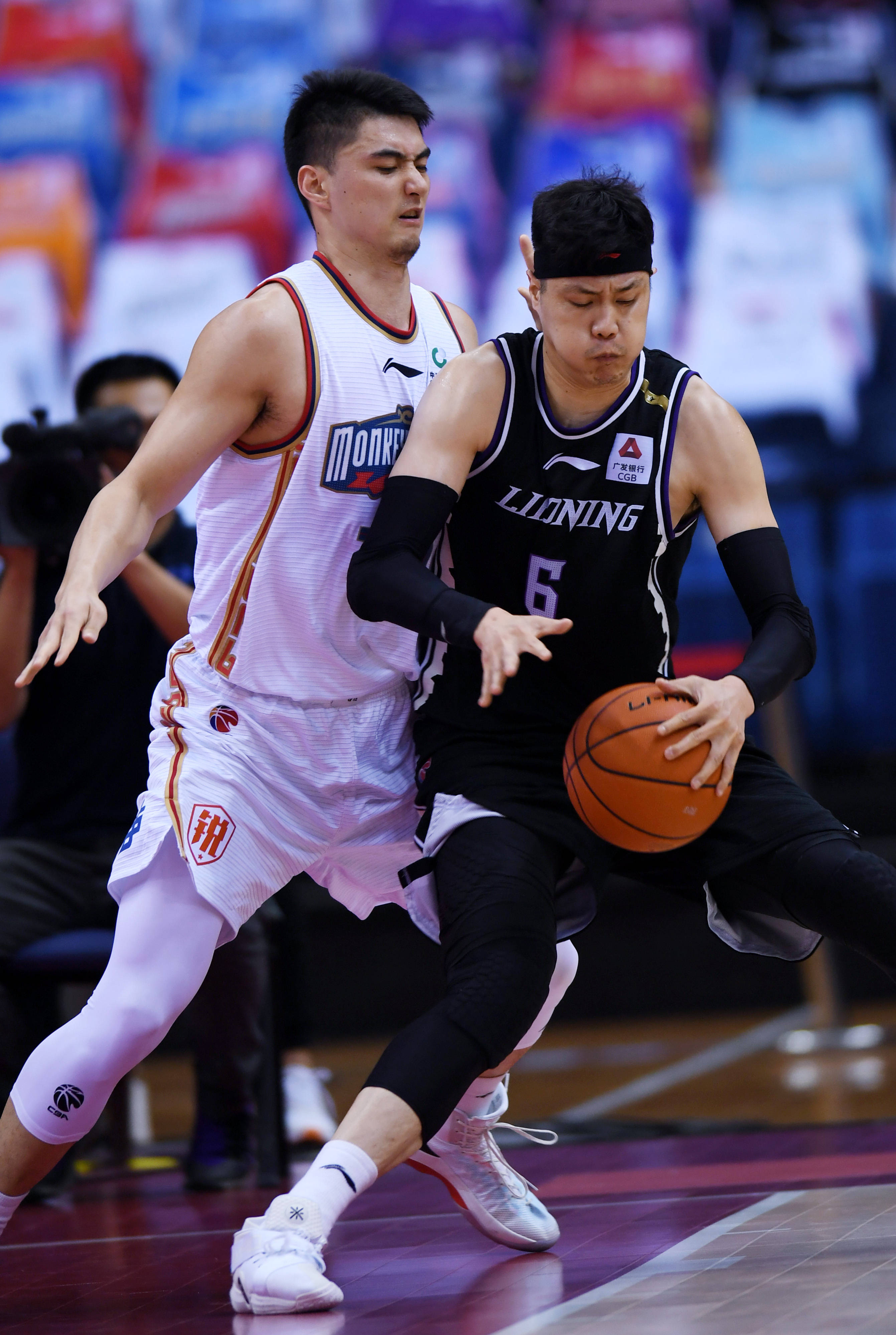 在面对强队 在面对强队