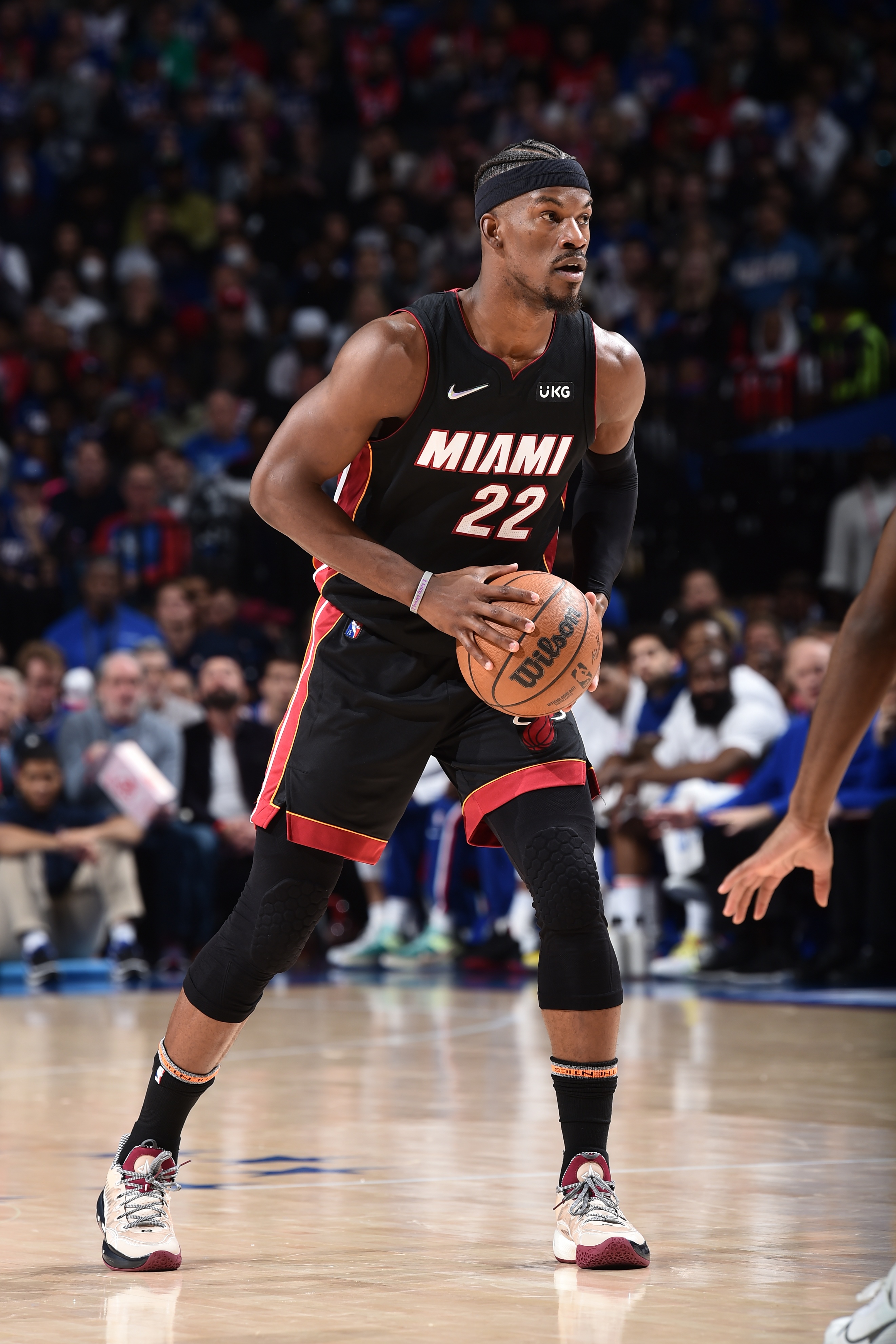 青岛男篮与 青岛男篮与